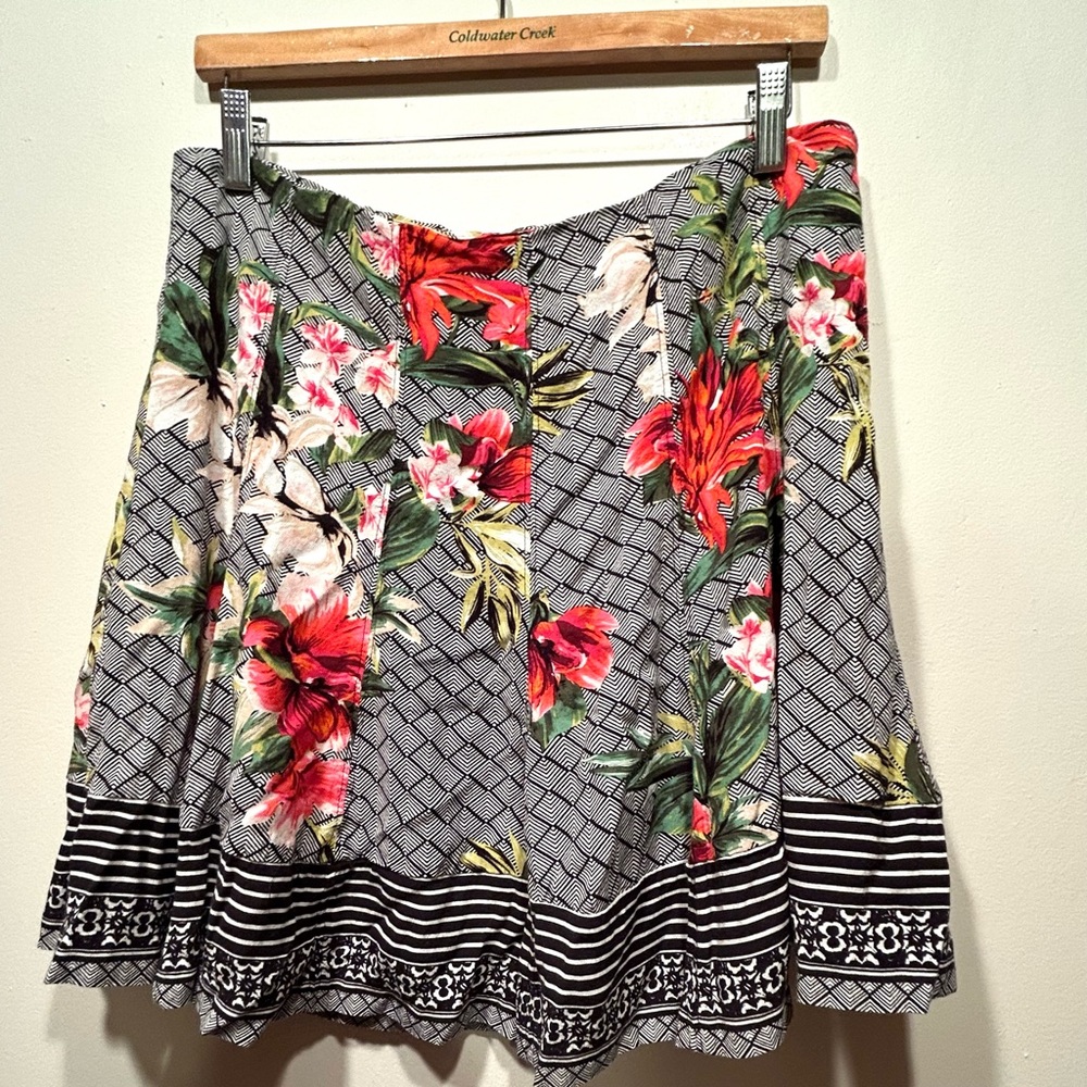 White House Black Market Skirt A Line Floral Print Hibiscus Size 8 M Red